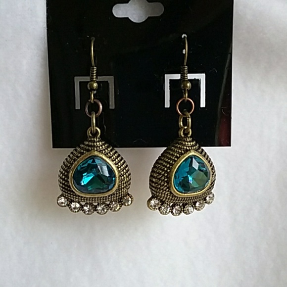 Occasion Creations Co Jewelry - Brass earrings with blue & rhinestones